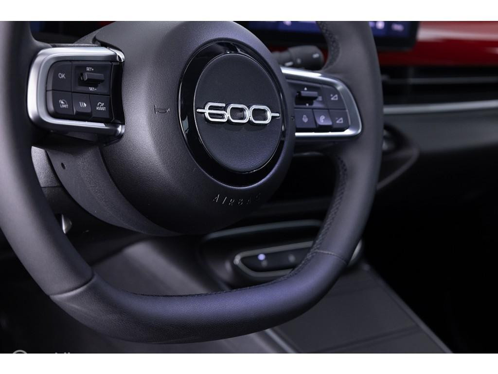 Hoofdafbeelding Fiat 600