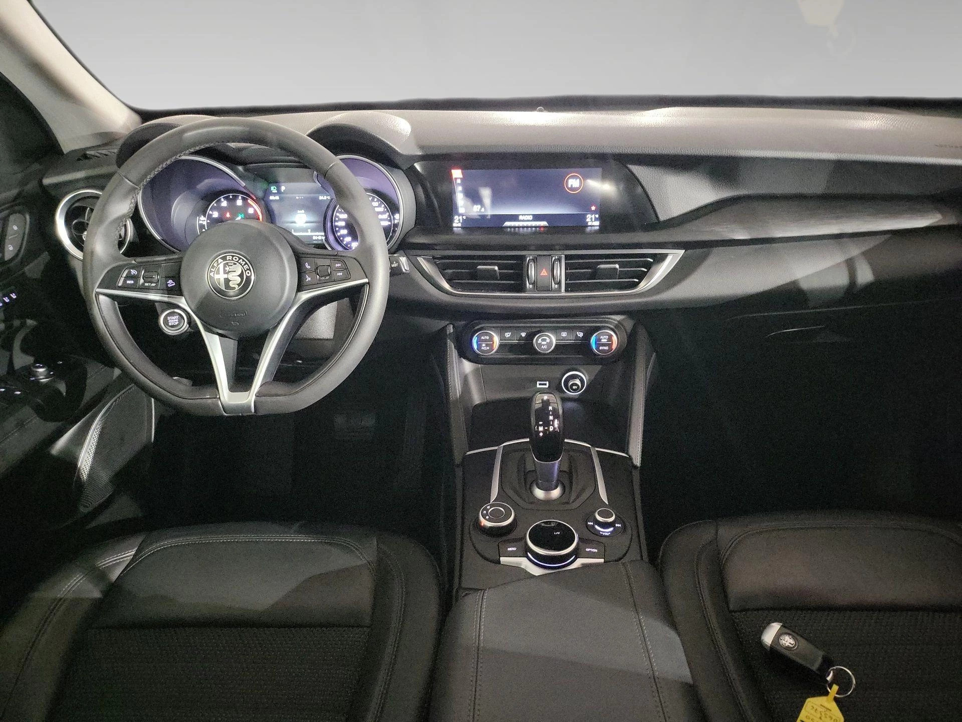 Alfa Romeo-Stelvio-image-16