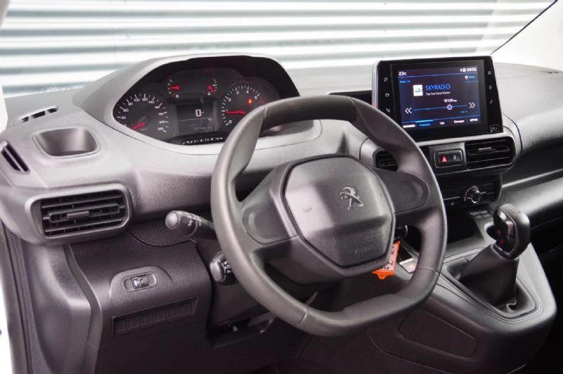 Hoofdafbeelding Peugeot Partner