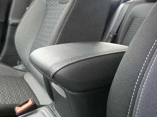 Opel Astra Opel Astra Sports Tourer 1.4 145 pk Edition + | Automaat | Led kopl. | Comfort stoelen - afbeelding nr 26