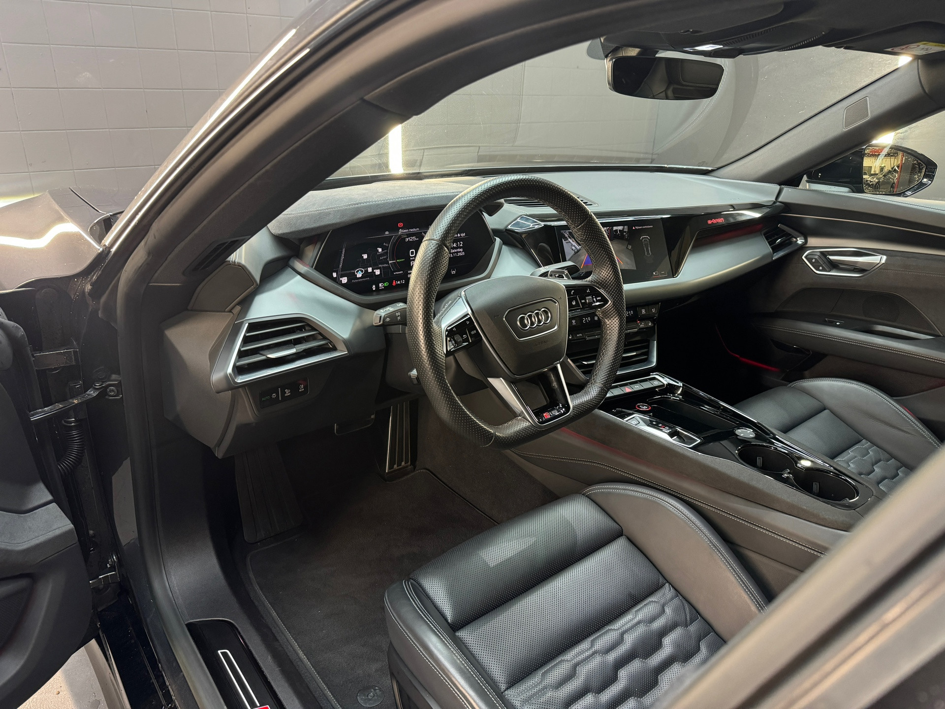 Hoofdafbeelding Audi e-tron GT