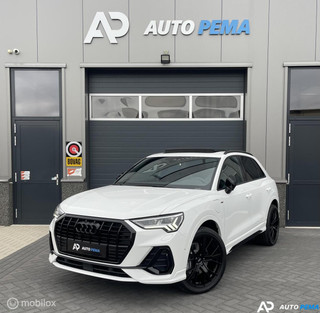 Hoofdafbeelding Audi Q3 Audi Q3 45 TFSI e 245PK Black Ed Pano Matrix S-Line
