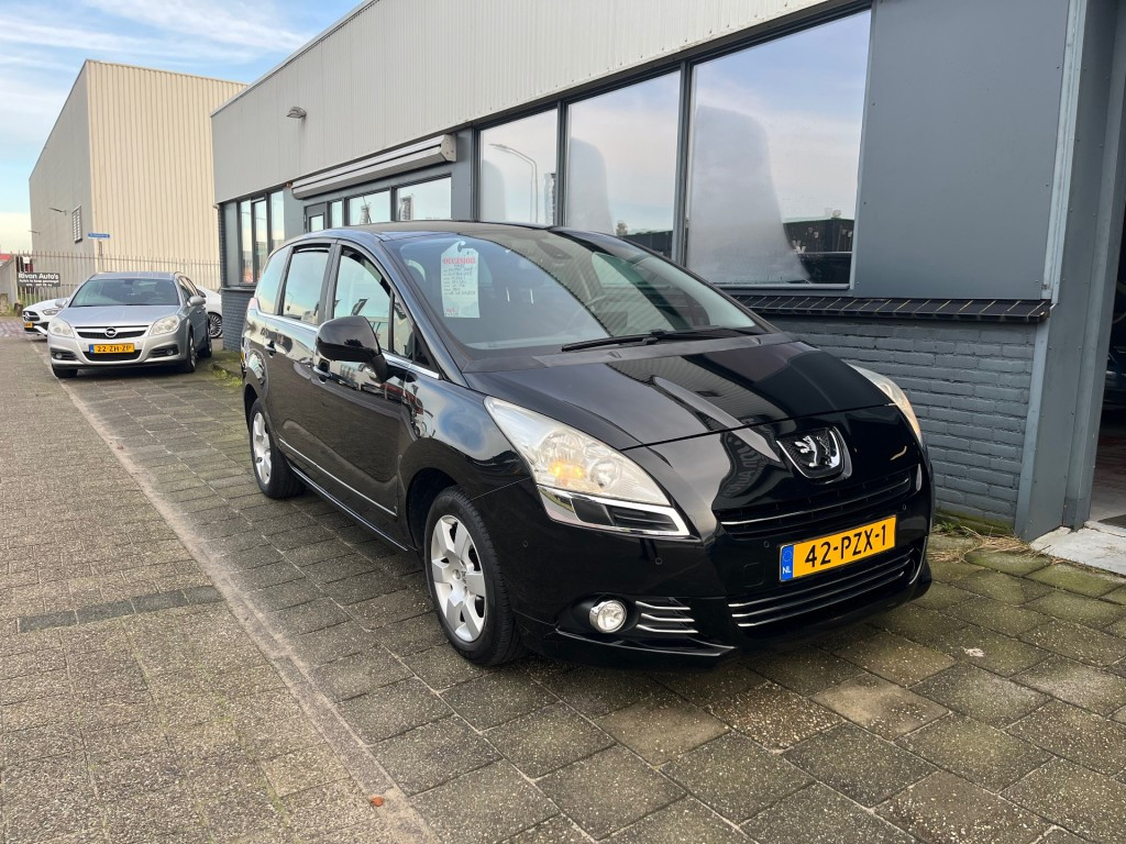 Hoofdafbeelding Peugeot 5008