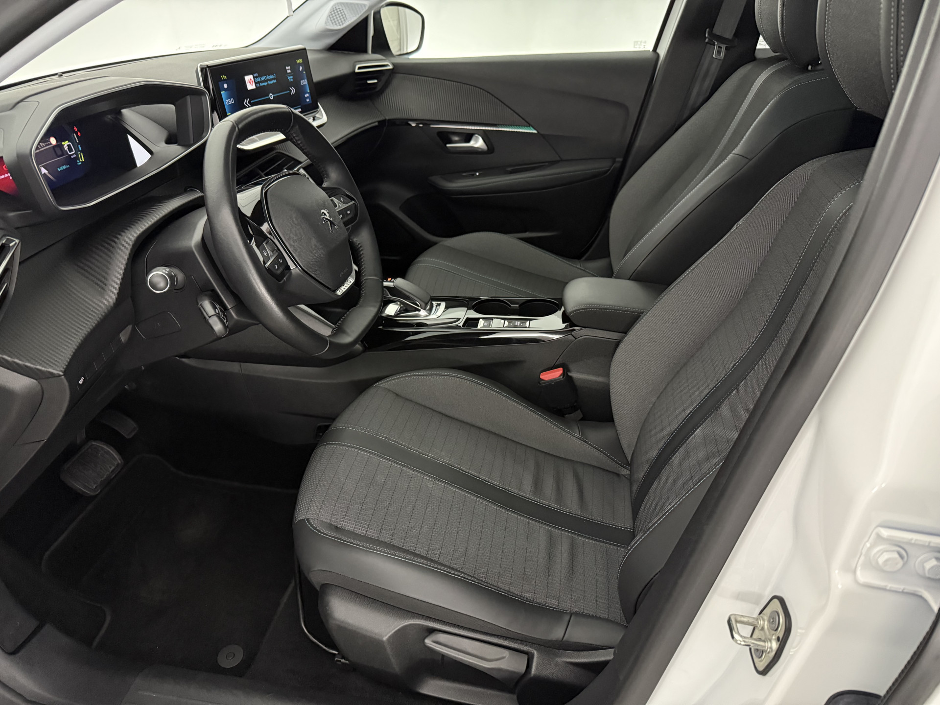 Hoofdafbeelding Peugeot e-208