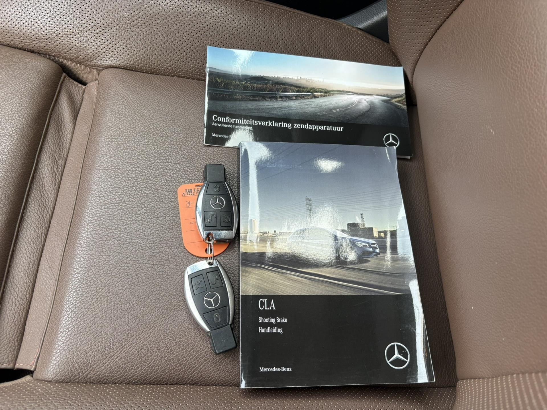 Hoofdafbeelding Mercedes-Benz CLA