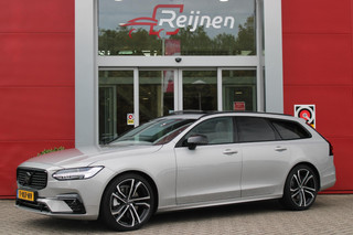 Volvo V90 B5 250PK ULTIMATE DARK MILD HYBRID | PANORAMISCH SCHUIF/KANTEL DAK | HARMAN KARDON PREMIUM AUDIO | FULL-LED ACTIVE HIGH BEAM KOPLAMPEN | LED MISTLAMPEN VOOR | POWER SEATS - BESTUURDERS- EN PASSAGIERSSTOEL ELEKTRISCHVERSTELBAAR MET GEHEUGEN, ELEKTRISCH VERSTELBARE  ZITVERLENGERS /LENDESTEUN VIERVOUDIG VERSTELBAAR | SPORTSTOELEN MET NAPPA LEER | STOEL/STUUR VERWARMING | ORREFORS KRISTALLEN POOKKNOP | ZWARTE HEMELBEKLEDING | EXTRA GETINT GLAS ACHTER | ACHTERUITRIJ CAMERA | UITKLAPBARE ZITVERHOGERS ACHTERBANK | 20" BLACK DIAMONT VELGEN | PARKEER VERWARMING MET TIMER "STANDKACHEL" | NAVIGATIE VIA GOOGLE | APPLE CARPLAY/ANDROID AUTO | PARKEERSENSOREN VOOR EN ACHTER | ELEKTRISCH BEDIENBARE ACHTERKLEP | KEYLESS ENTRY + START | DODEHOEK DETECTIE | DRAADLOZE TELEFOONLADER | ADAPTIVE CRUISE CONTROL |