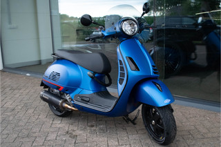 Hoofdafbeelding Vespa GTS Vespa GTS 300 Supertech Notte ABS