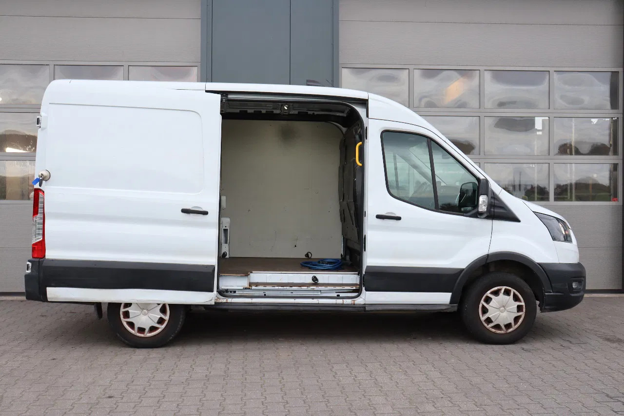 Hoofdafbeelding Ford E-Transit