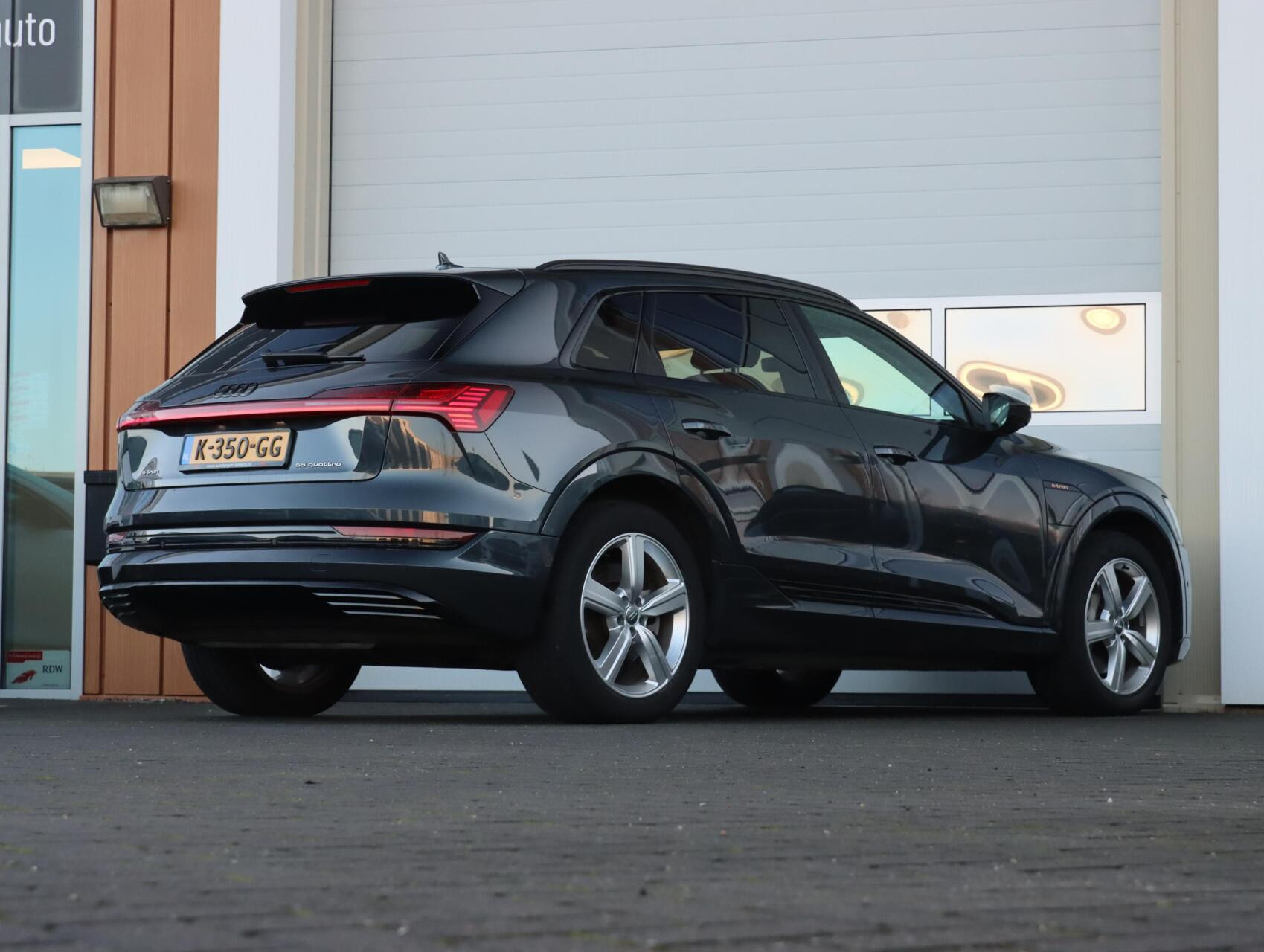Hoofdafbeelding Audi e-tron