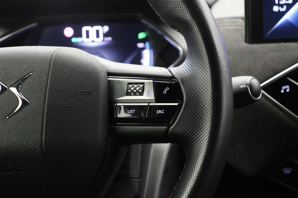 Hoofdafbeelding DS DS 3