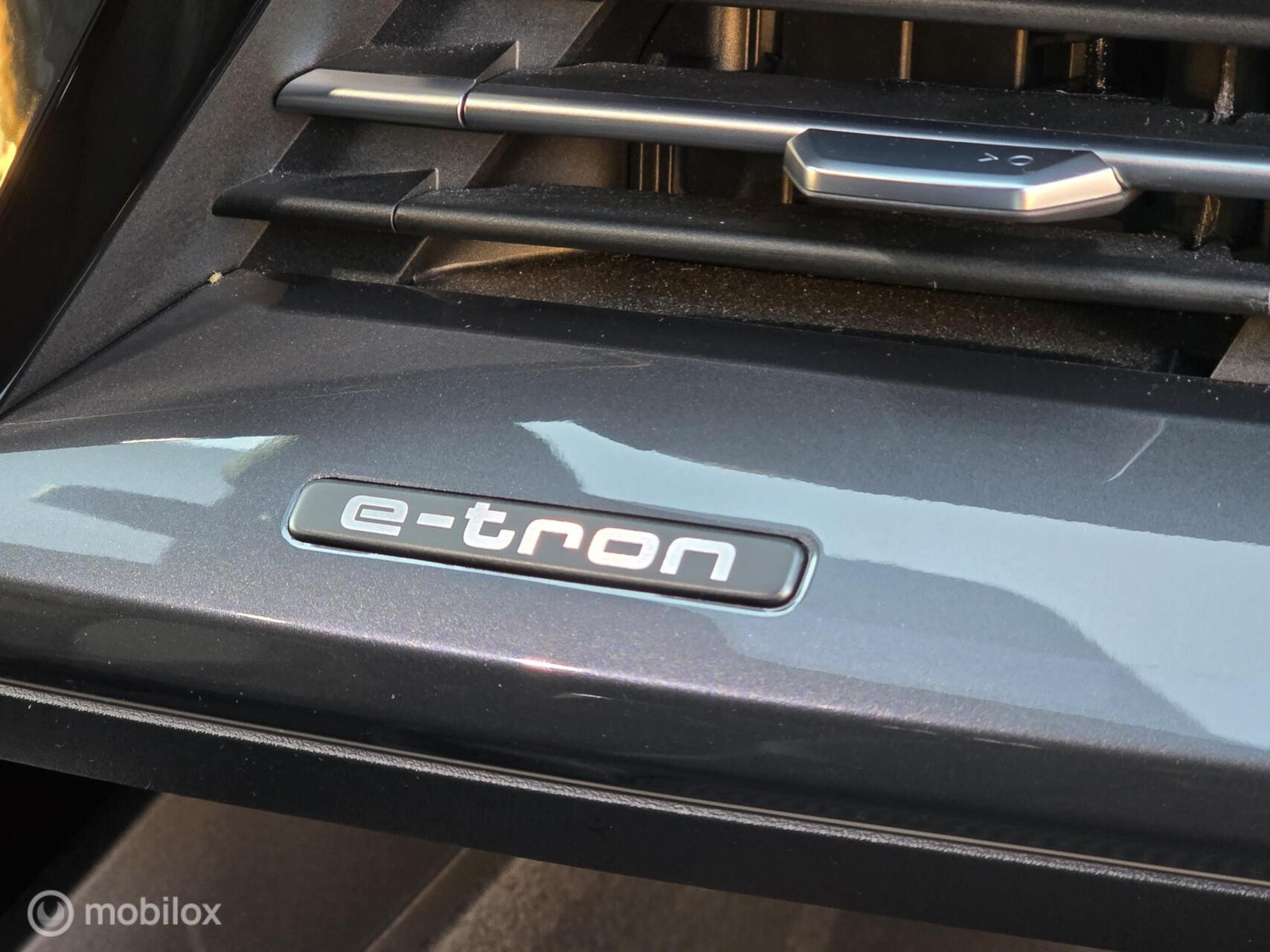 Hoofdafbeelding Audi Q4 e-tron