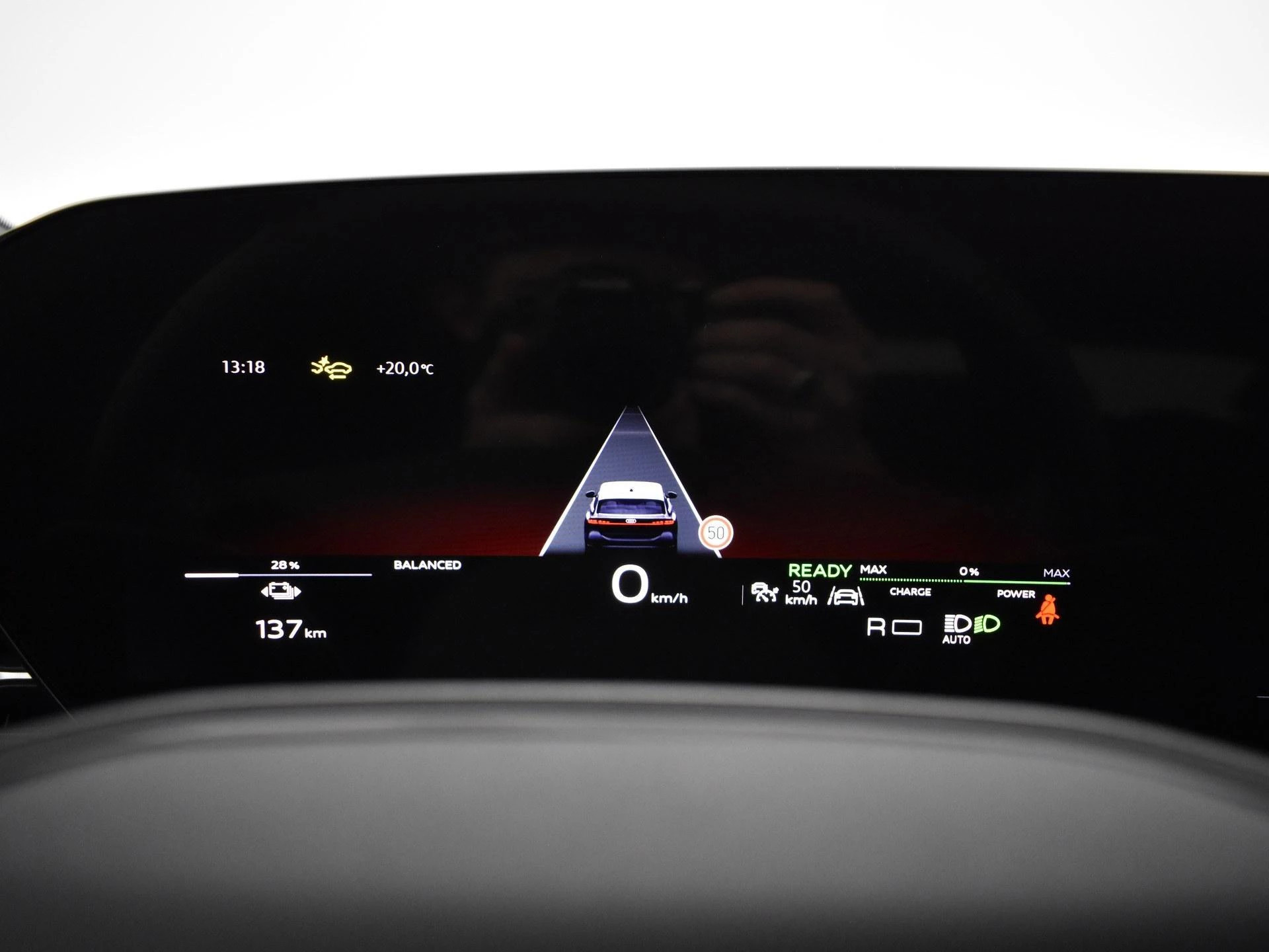 Hoofdafbeelding Audi A6 Avant e-tron