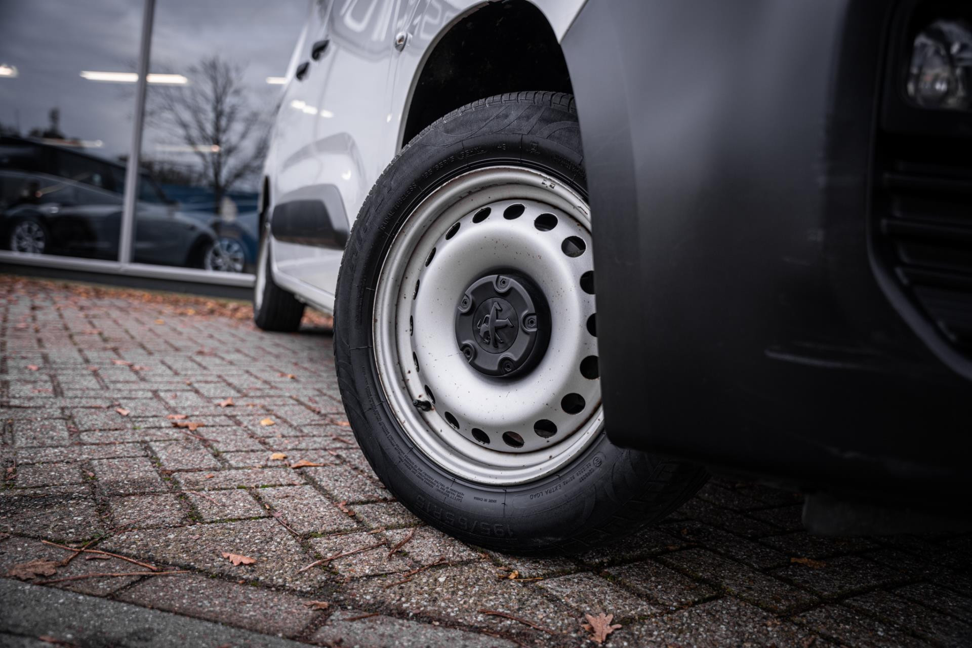 Hoofdafbeelding Peugeot Partner