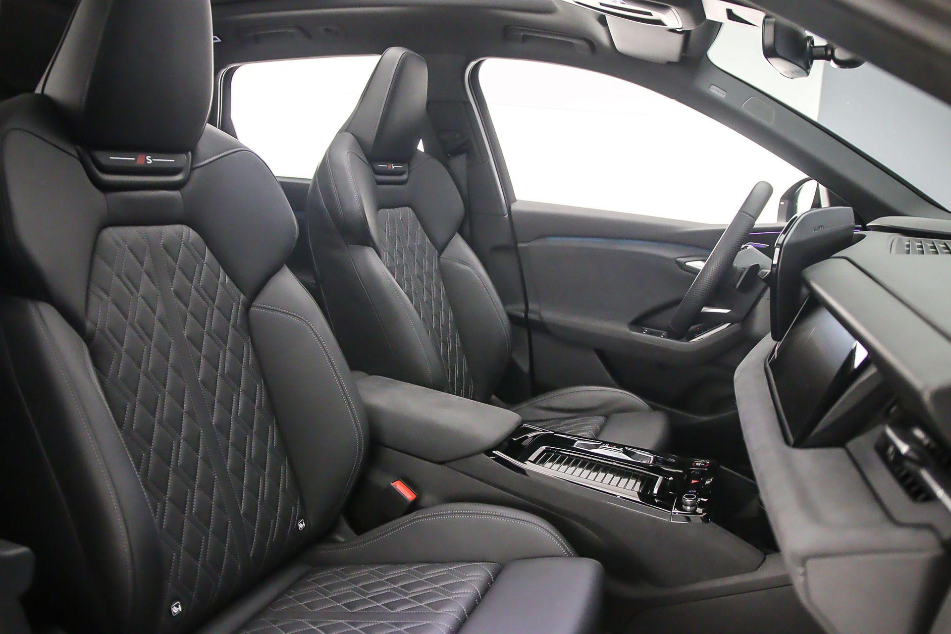 Hoofdafbeelding Audi SQ6