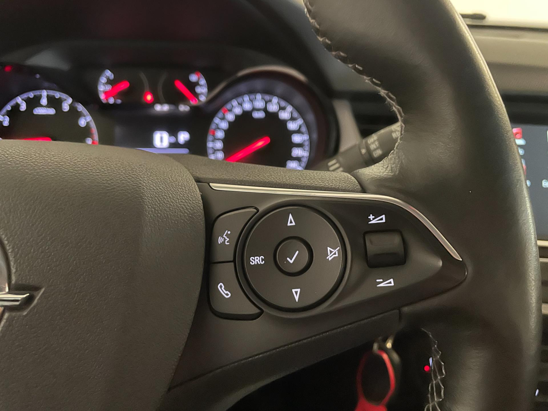 Hoofdafbeelding Opel Crossland X