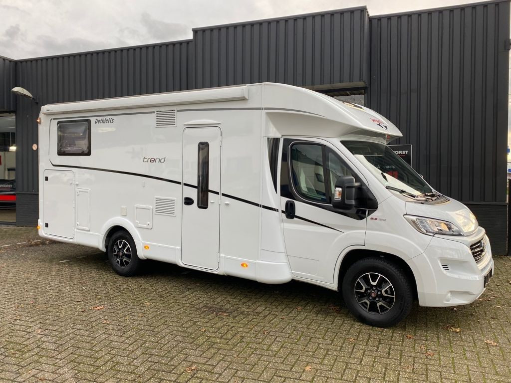 Hoofdafbeelding Dethleffs T7057 Eb 160pk Autom/lengte Bedden/airco