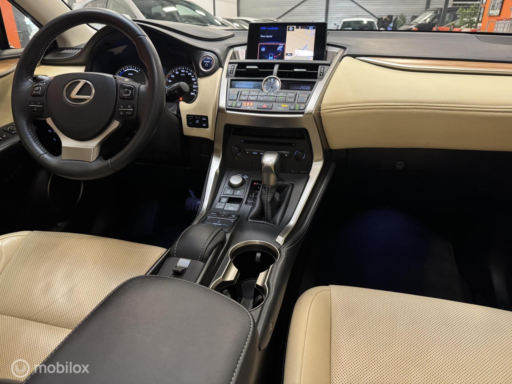 Hoofdafbeelding Lexus NX
