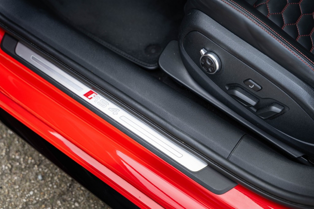 Hoofdafbeelding Audi RS4