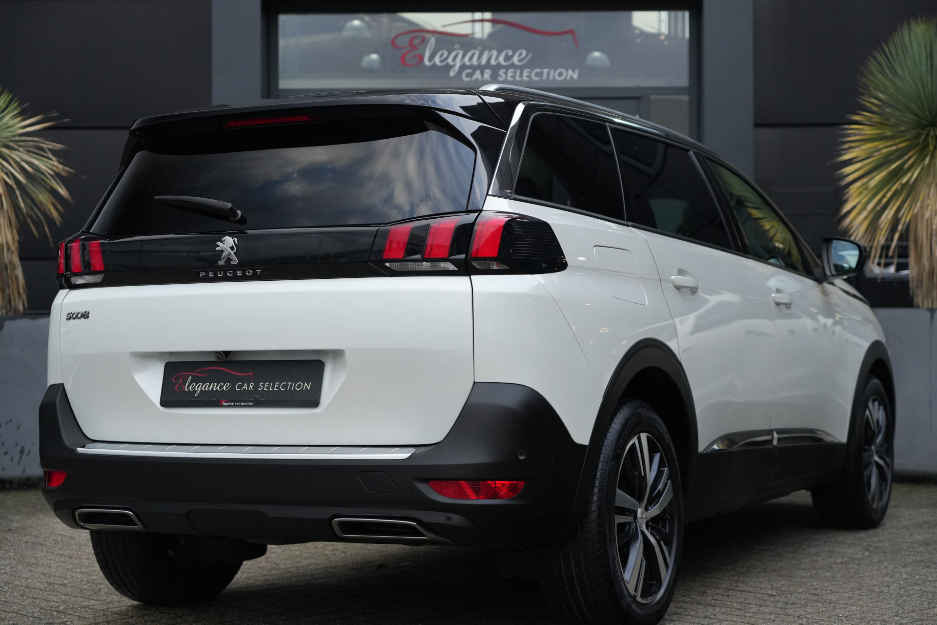 Hoofdafbeelding Peugeot 5008