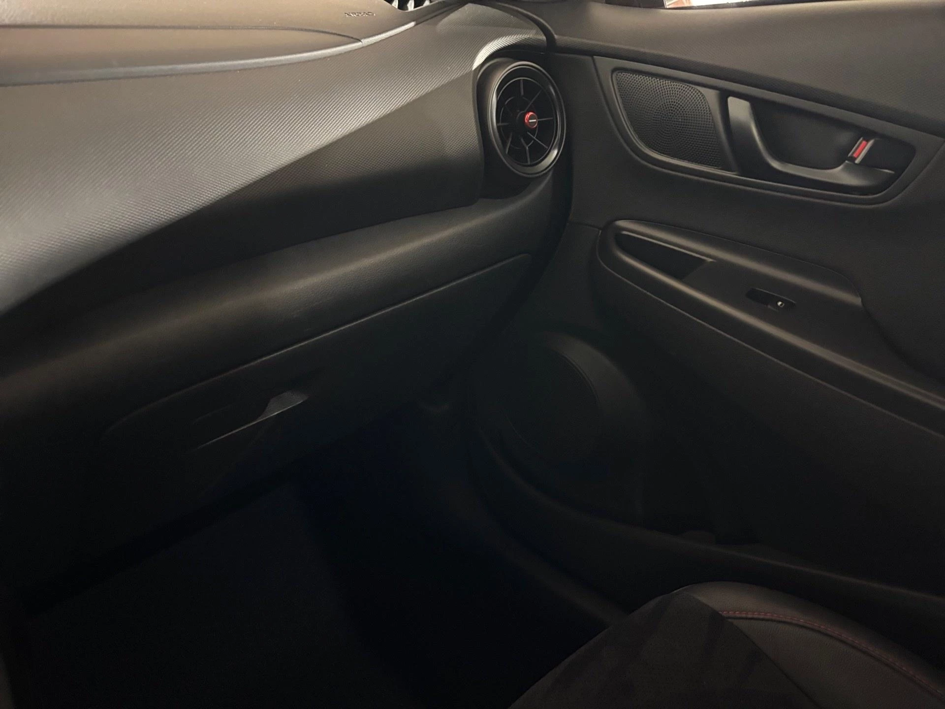 Hyundai-Kona-image-8