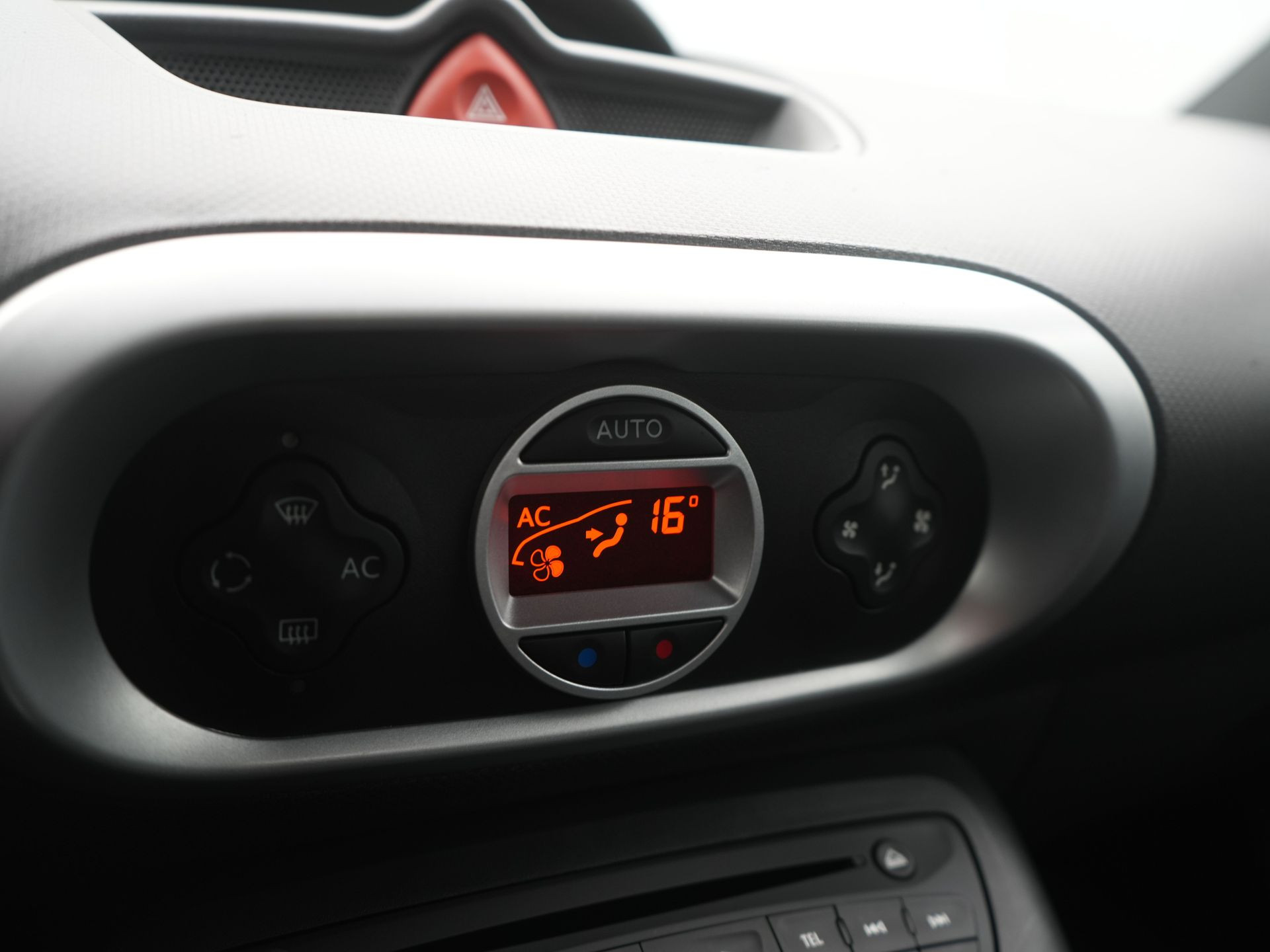 Hoofdafbeelding Renault Wind