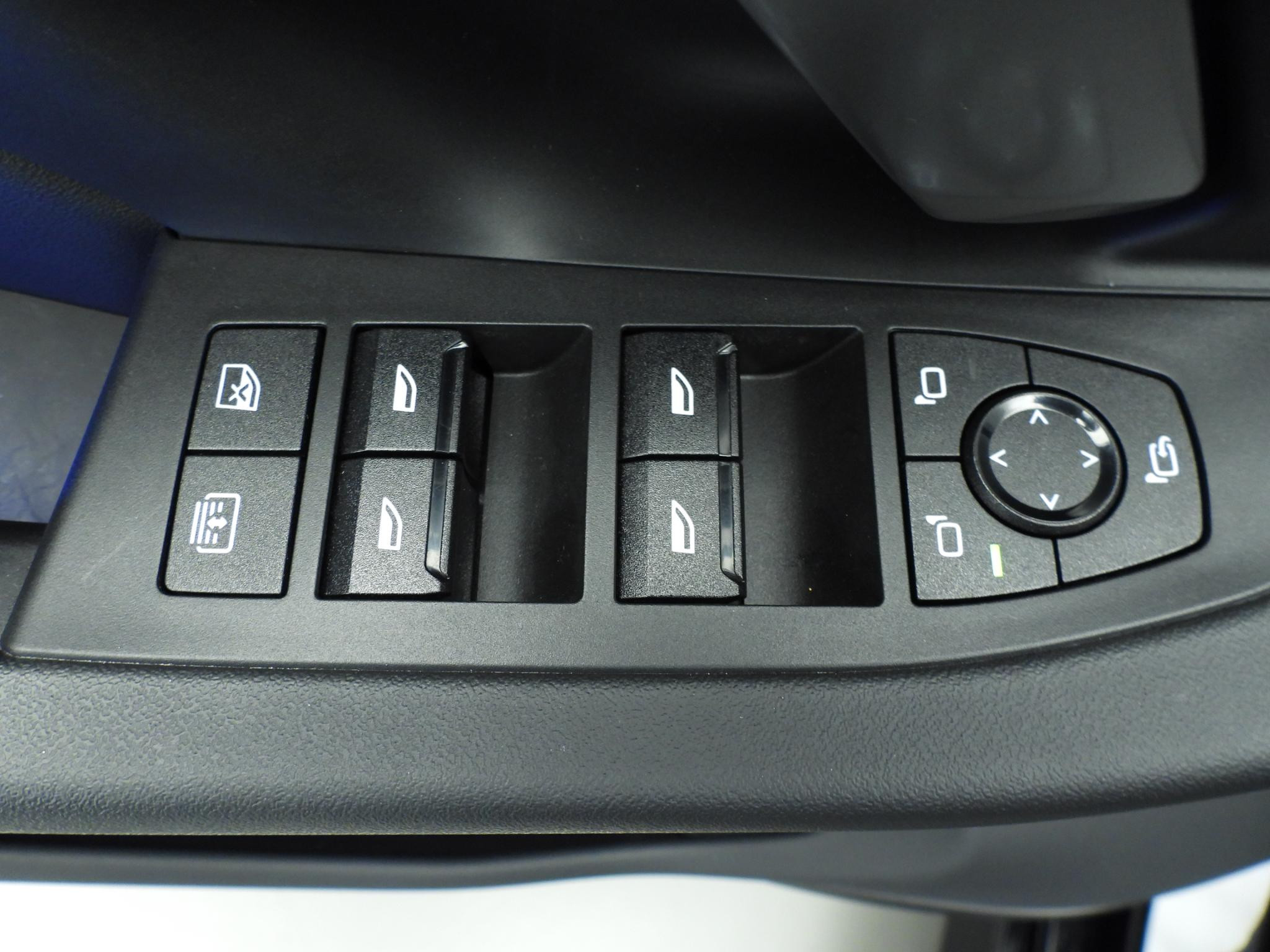 Hoofdafbeelding BMW i5