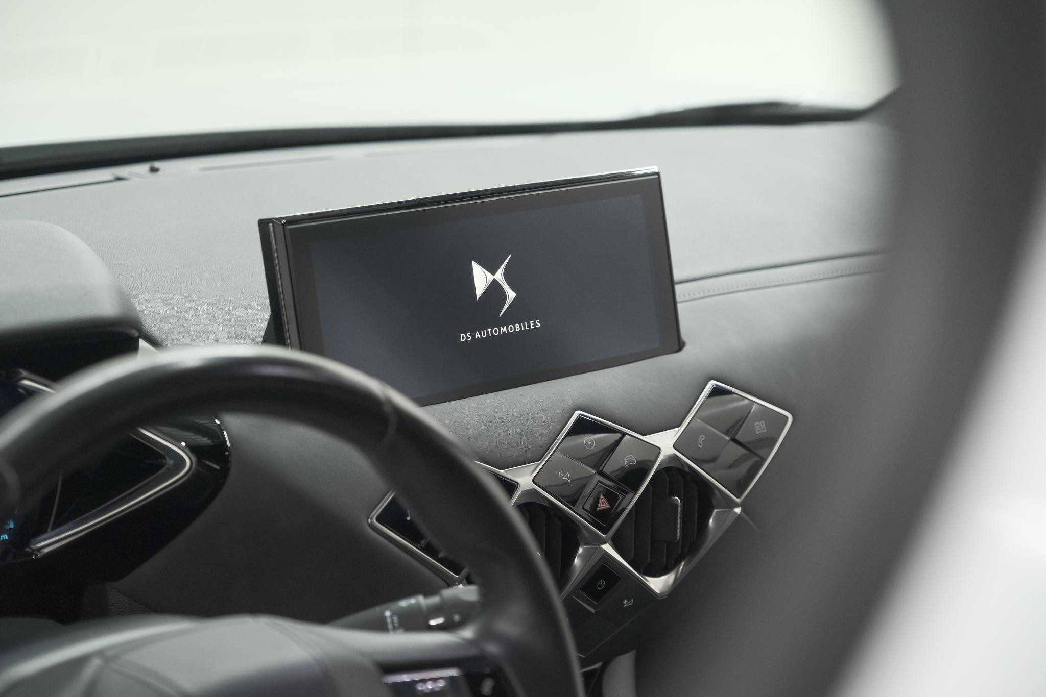 Hoofdafbeelding DS DS 3