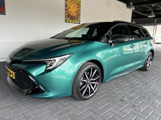 Toyota Corolla Touring Sports Toyota Corolla Touring Sports Hybrid 200 GR Sport Plus / Apple Carplay / Stuurverwarming / Adaptive Cruise Control - afbeelding nr 1