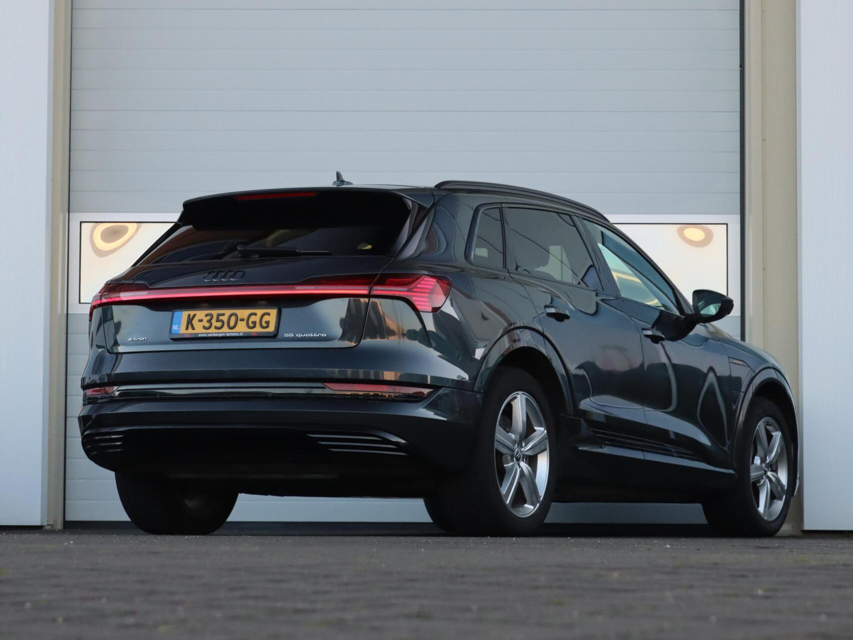 Hoofdafbeelding Audi e-tron