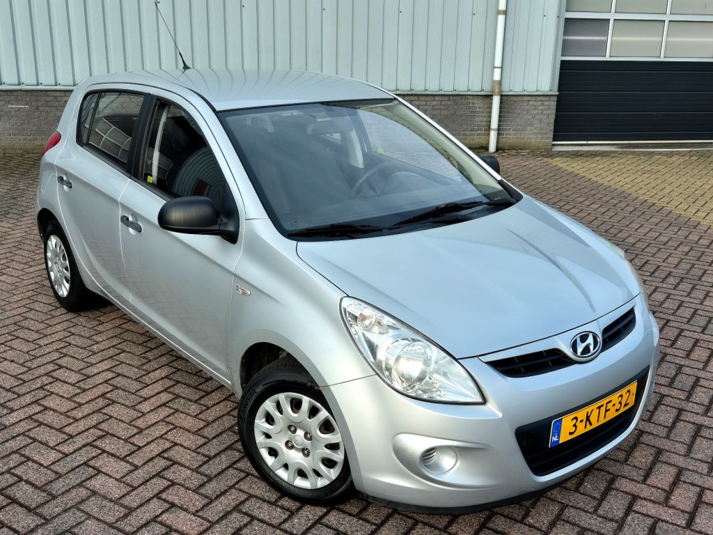 Hoofdafbeelding Hyundai i20