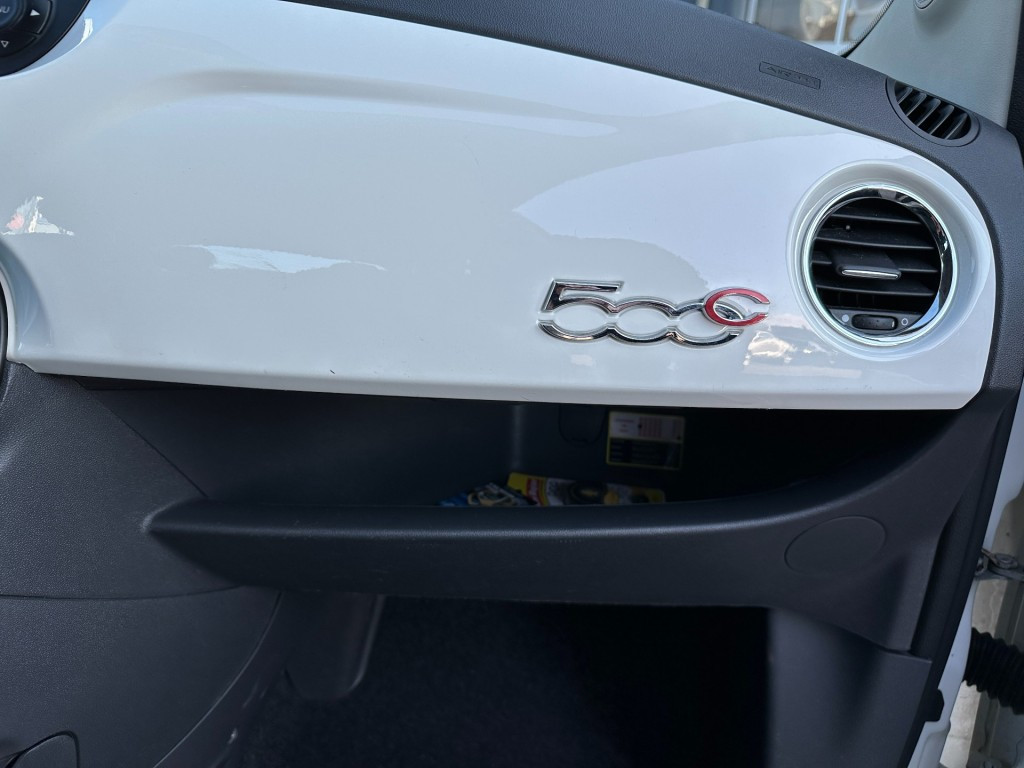 Hoofdafbeelding Fiat 500C