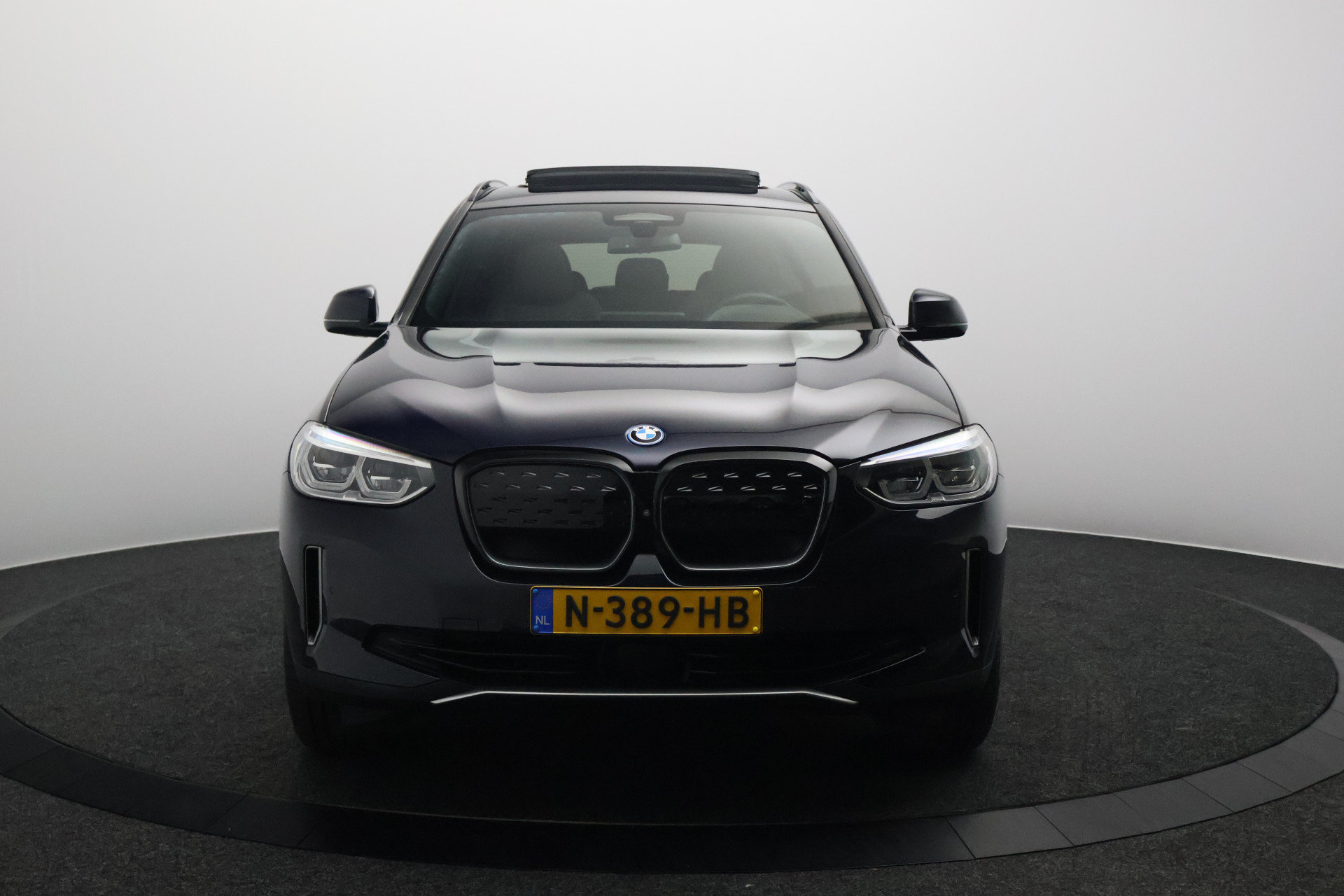 Hoofdafbeelding BMW iX3