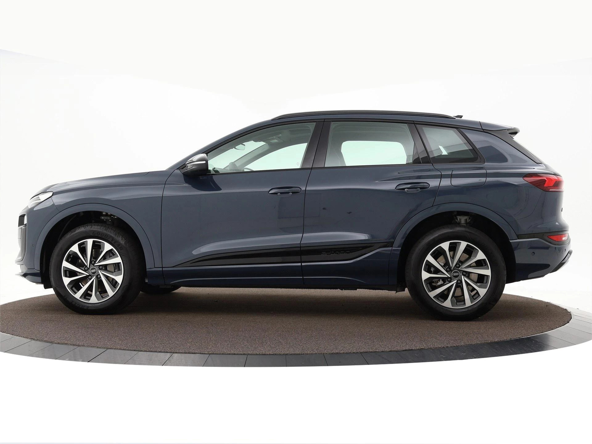 Hoofdafbeelding Audi Q6 e-tron