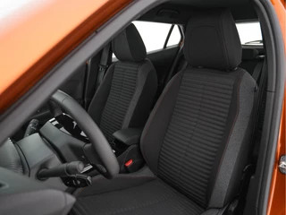 Peugeot e-2008 Peugeot e-2008 EV Active Pack 50 kWh [ 3-Fase ] (INCL-BTW) *FULL-LED | CARPLAY | MICROFIBRE-COMFORT-SEATS | CCS-FASTLOADER | KEYLESS | ECC | PDC | CRUISE | DIGI-COCKPIT | LANE-ASSIST | DAB* - afbeelding nr 23