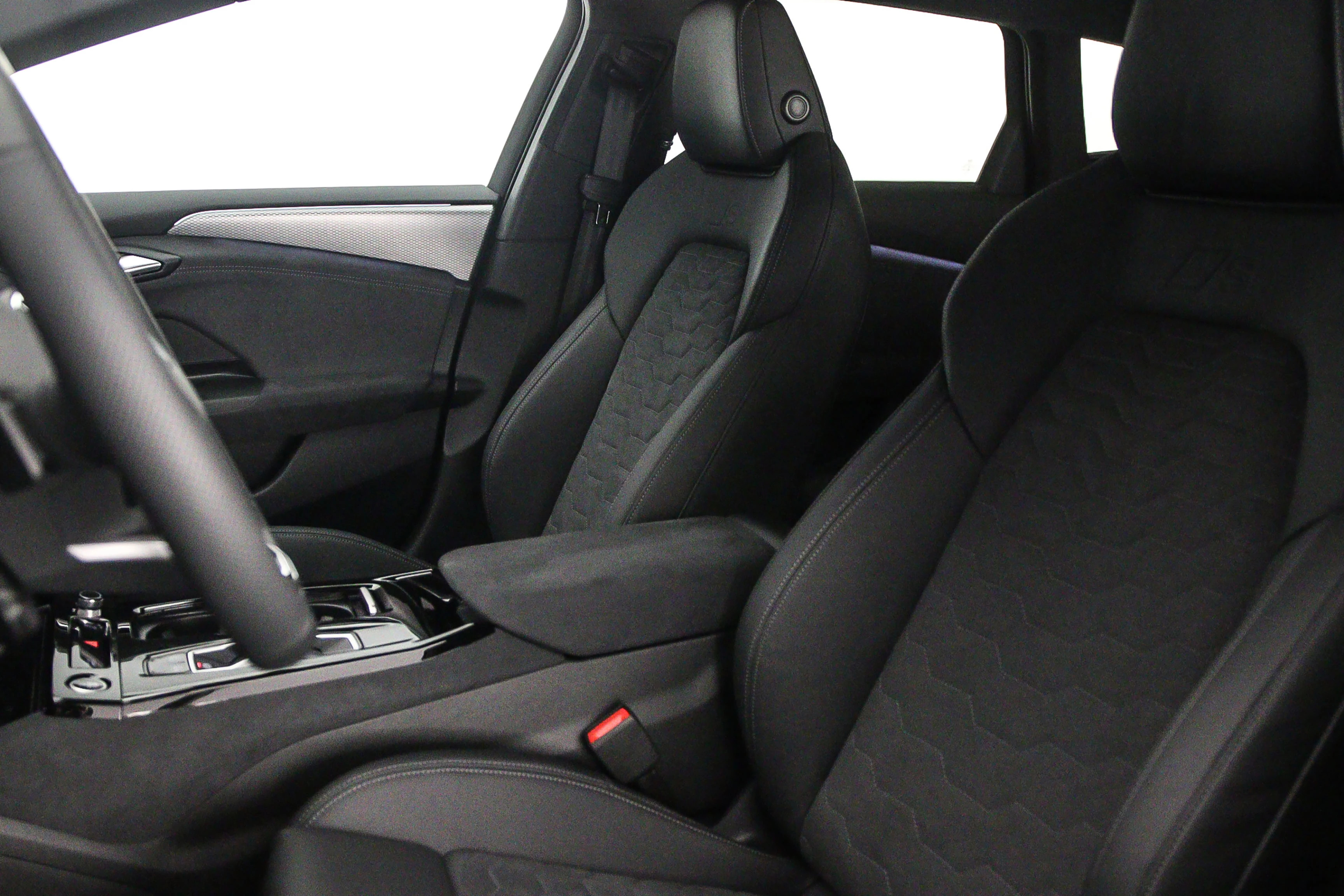 Hoofdafbeelding Audi A6 Avant e-tron