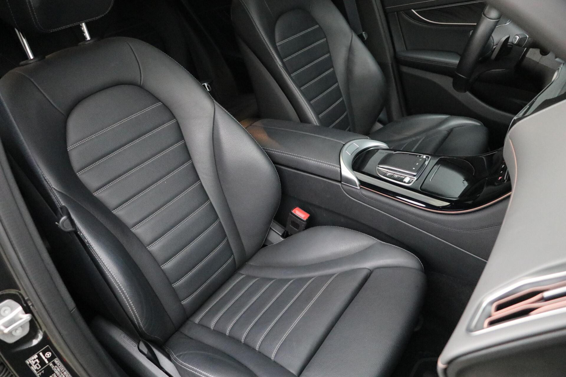 Hoofdafbeelding Mercedes-Benz EQC