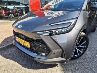 Toyota C-HR Toyota C-HR 1.8 Hybrid 140 First Edition | Navi | Sensoren | 360 Camera | - afbeelding nr 2