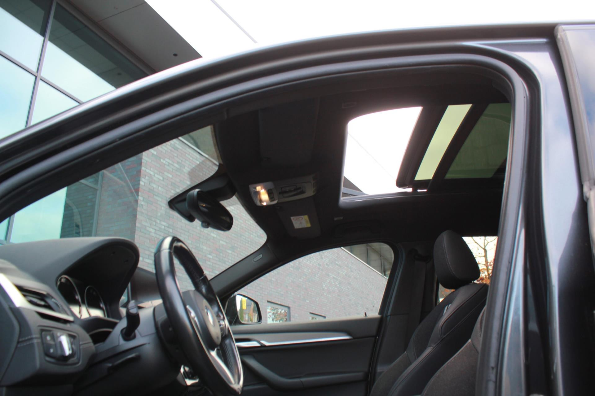 Hoofdafbeelding BMW X2