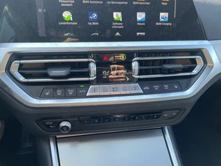 BMW 3 Serie BMW 3 Serie Touring 320e Business Edition Plus | Leder | Stoelverw. | PDC - afbeelding nr 26