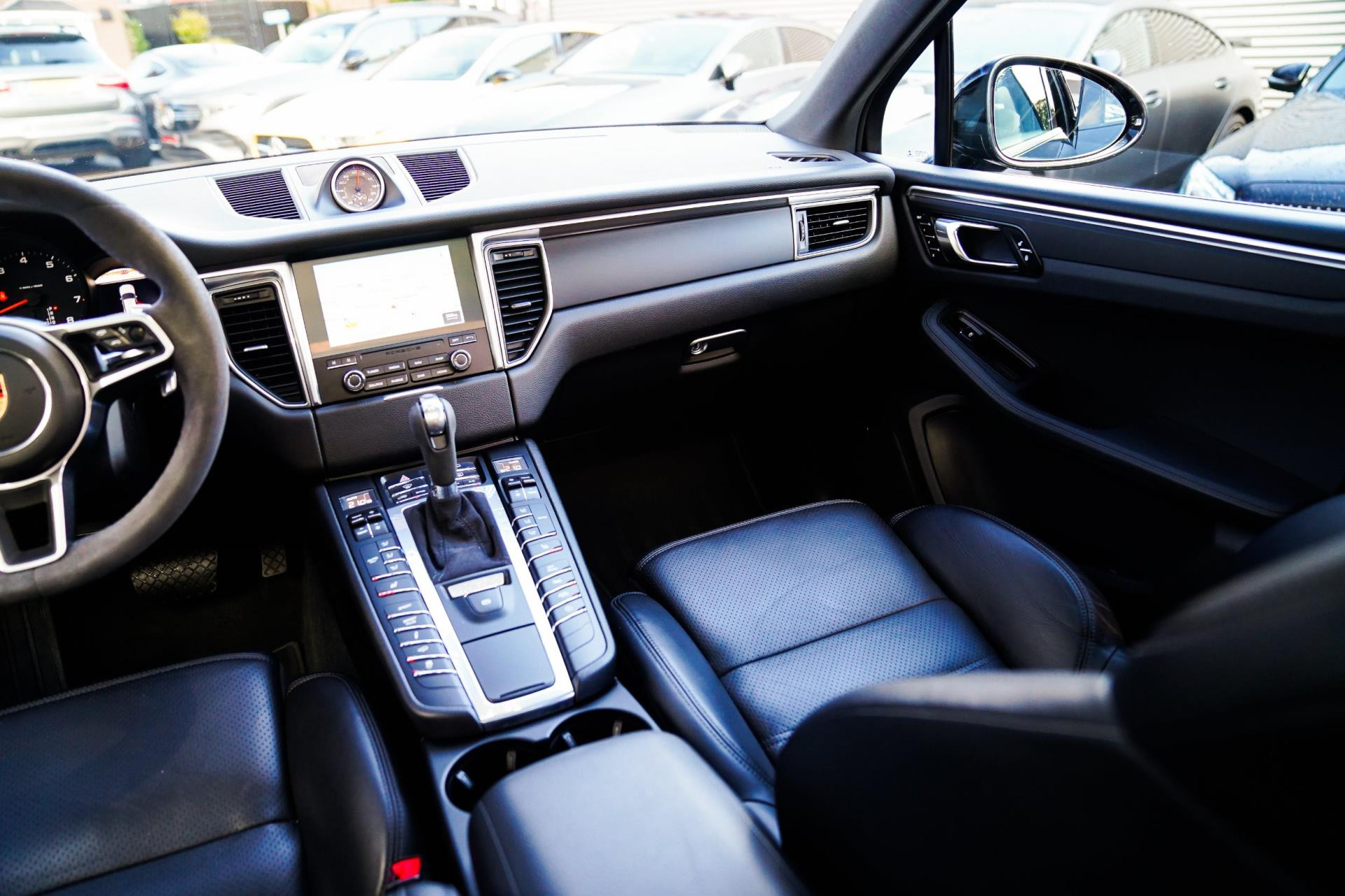 Hoofdafbeelding Porsche Macan