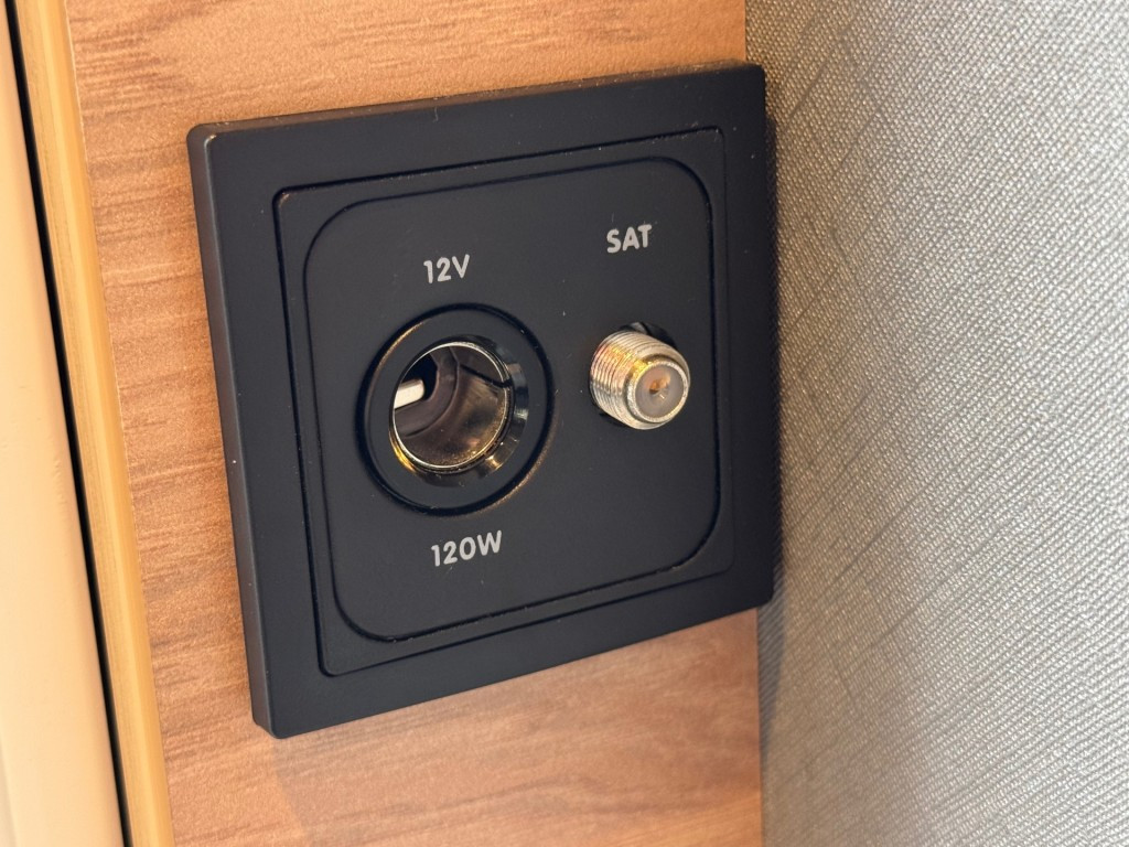 Hoofdafbeelding Dethleffs Just Camp