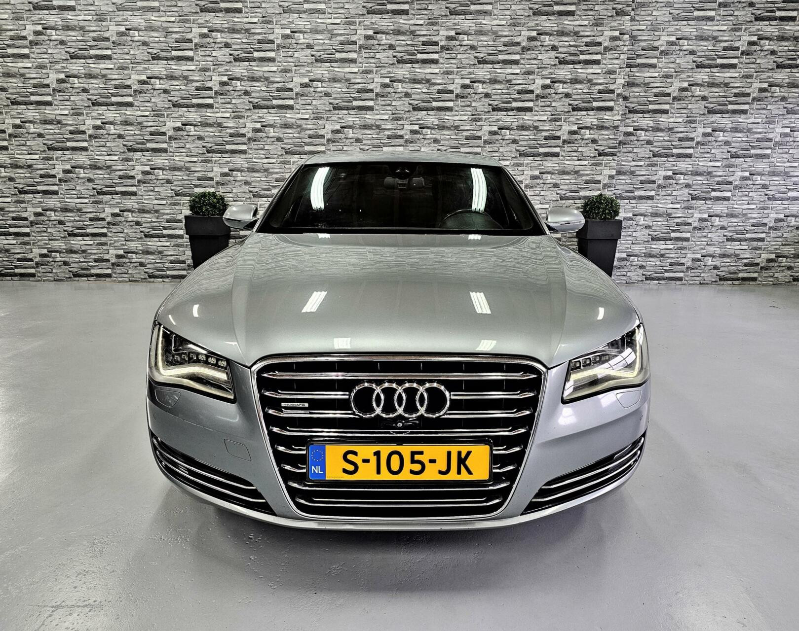Hoofdafbeelding Audi A8