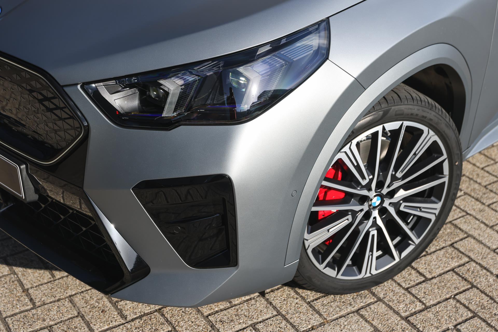 Hoofdafbeelding BMW iX2