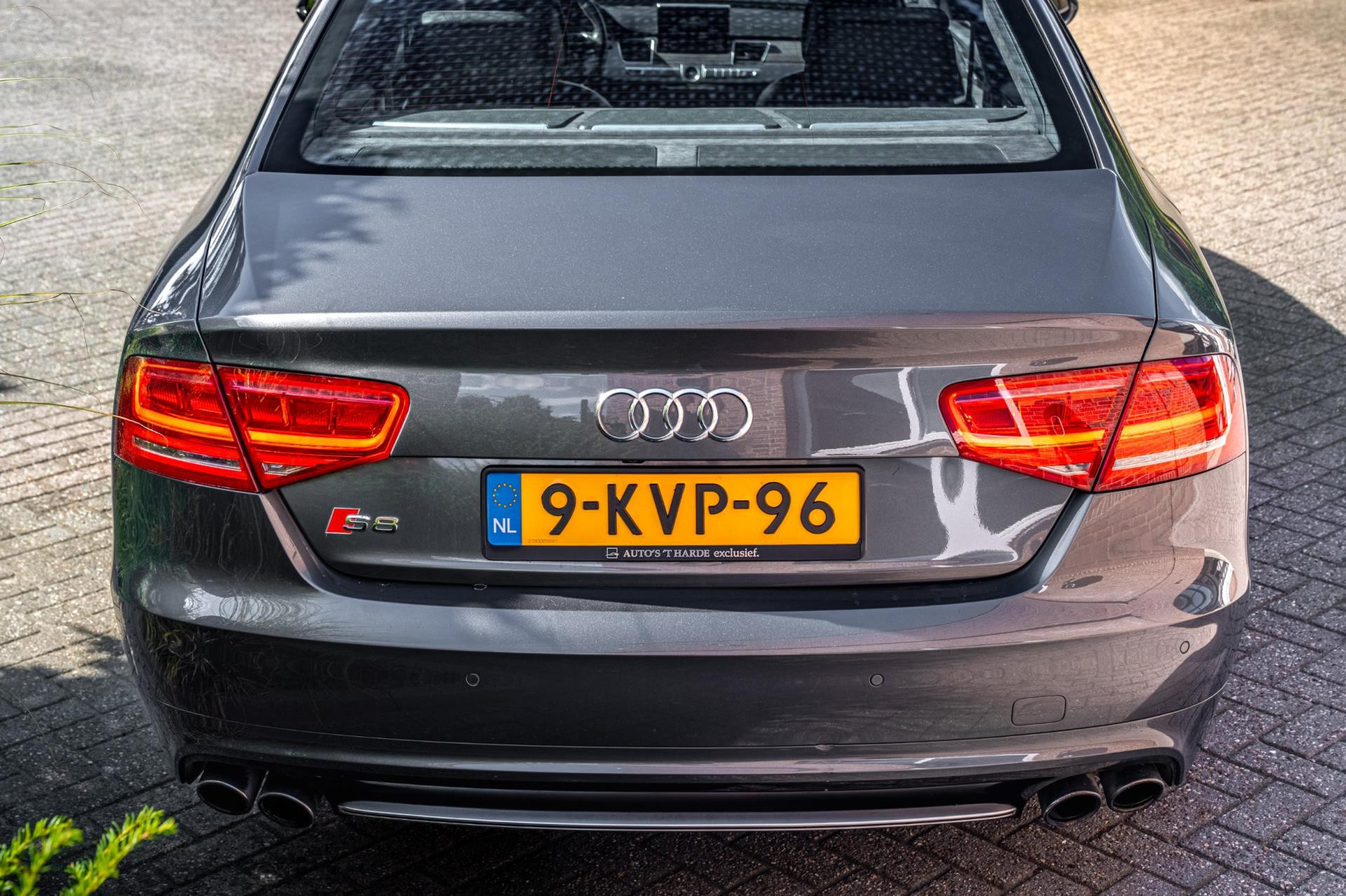 Hoofdafbeelding Audi S8