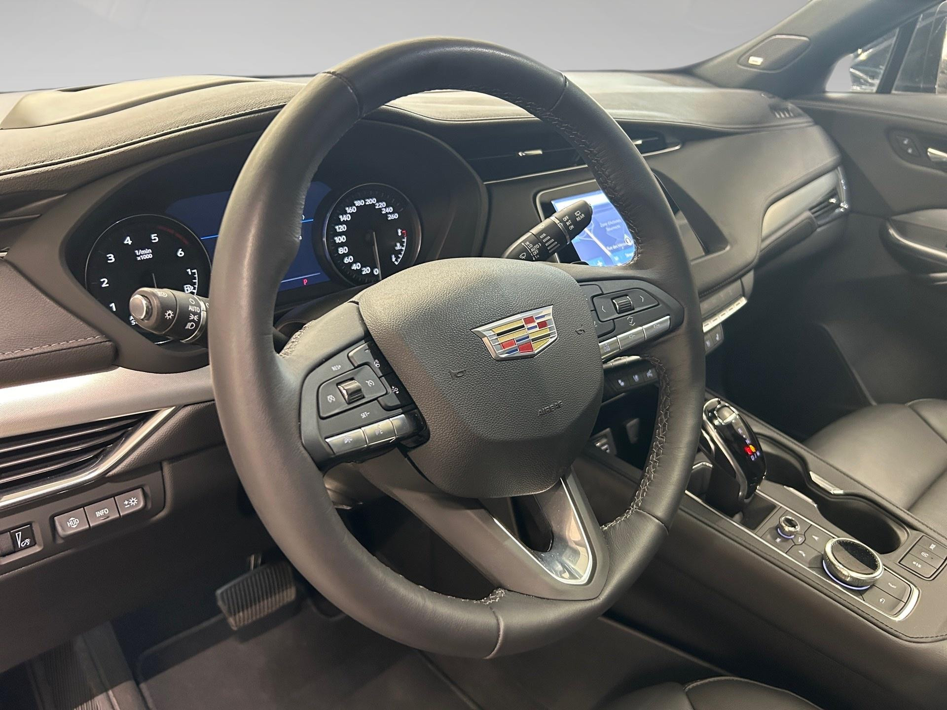 Cadillac-XT4-image-9