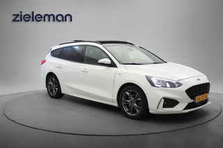 Ford Focus 1.5 EcoBlue ST-Line Business Wagon - Carplay, Panorama, Navi, Camera, Stuur/Stuur Verw.