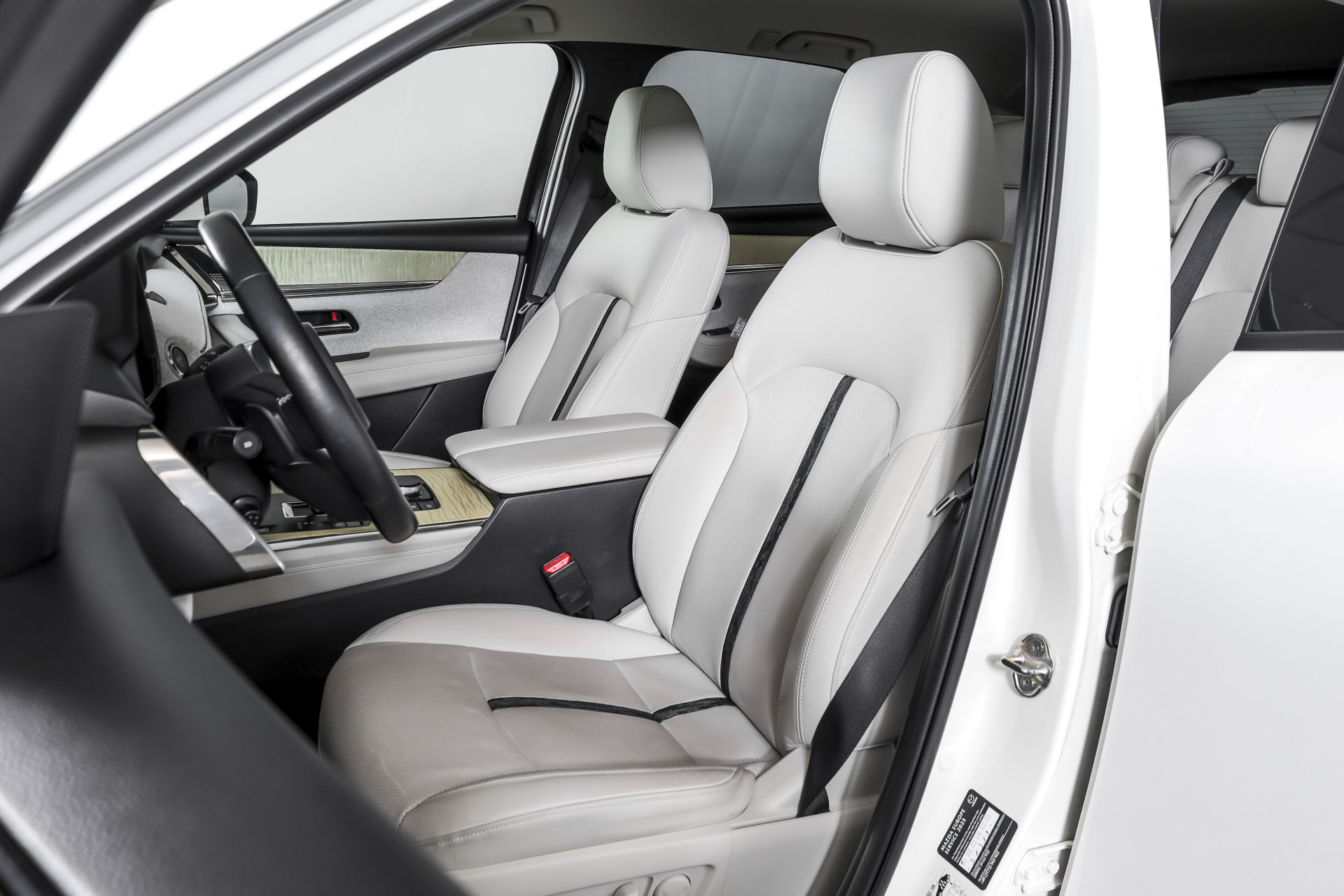 Hoofdafbeelding Mazda CX-60