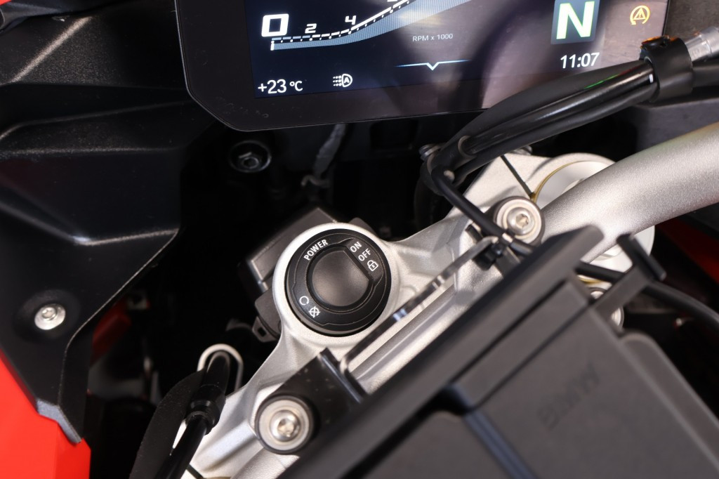 Hoofdafbeelding BMW F 900 XR