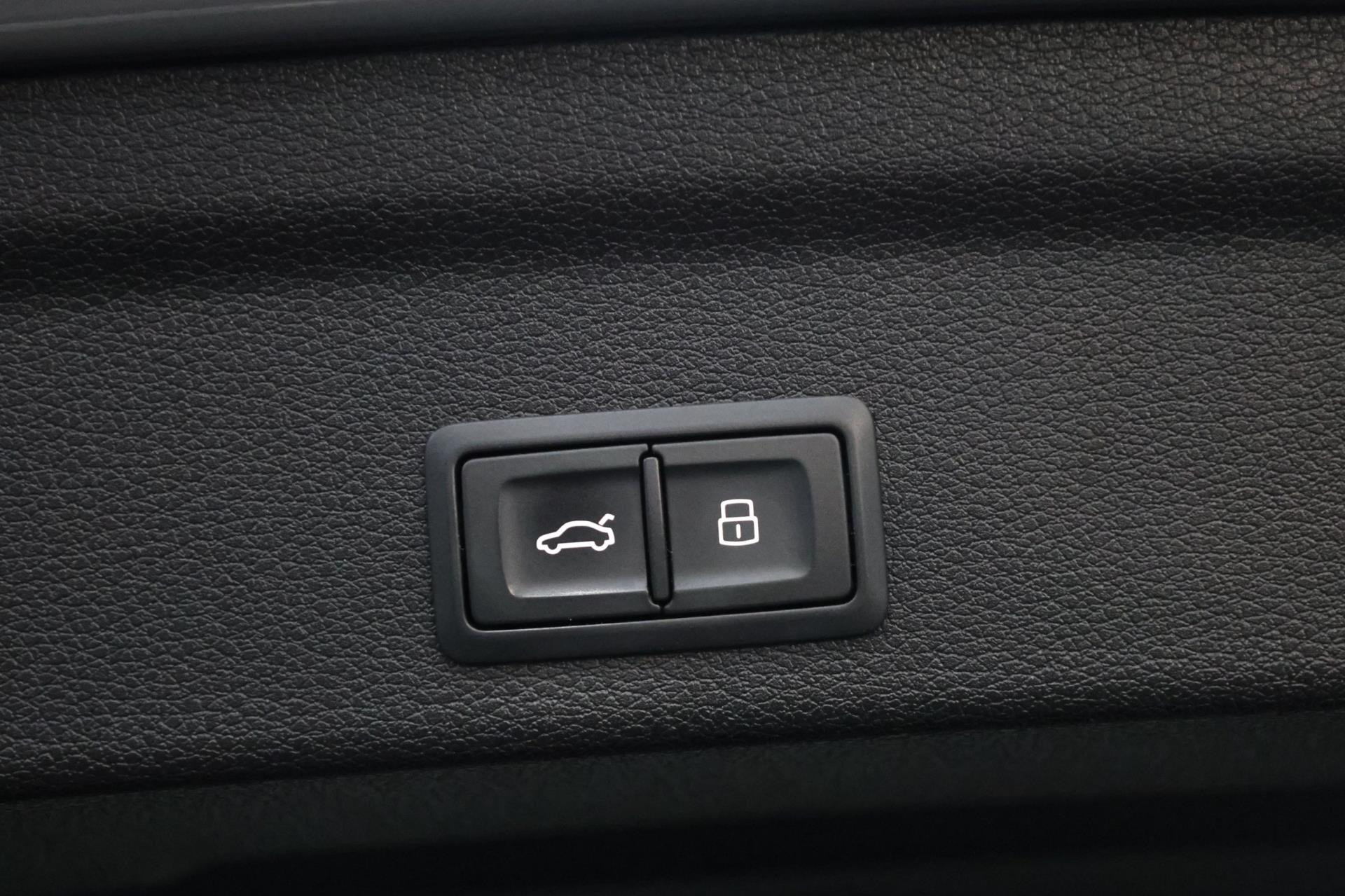 Hoofdafbeelding Audi RSQ3