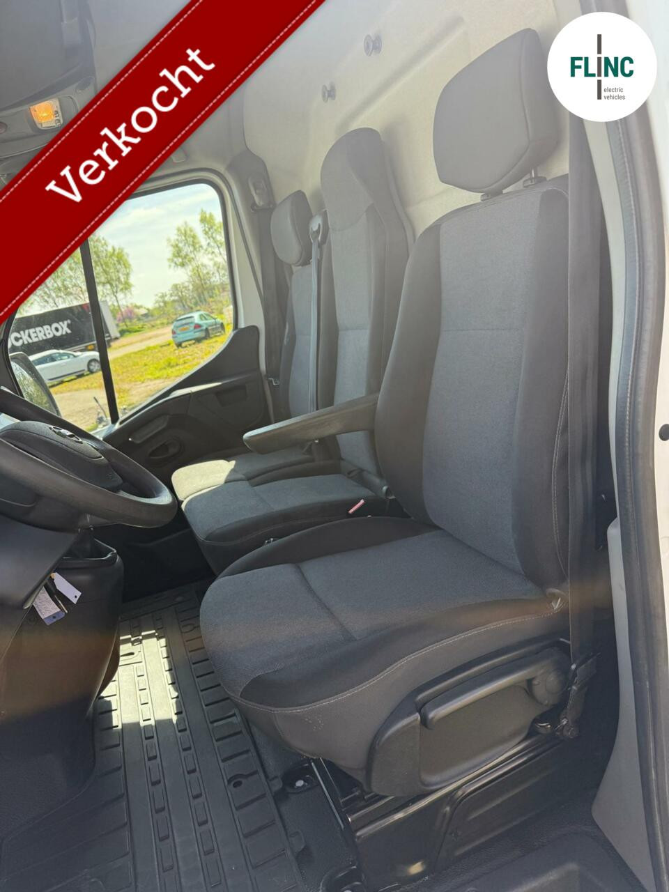 Hoofdafbeelding Nissan NV400